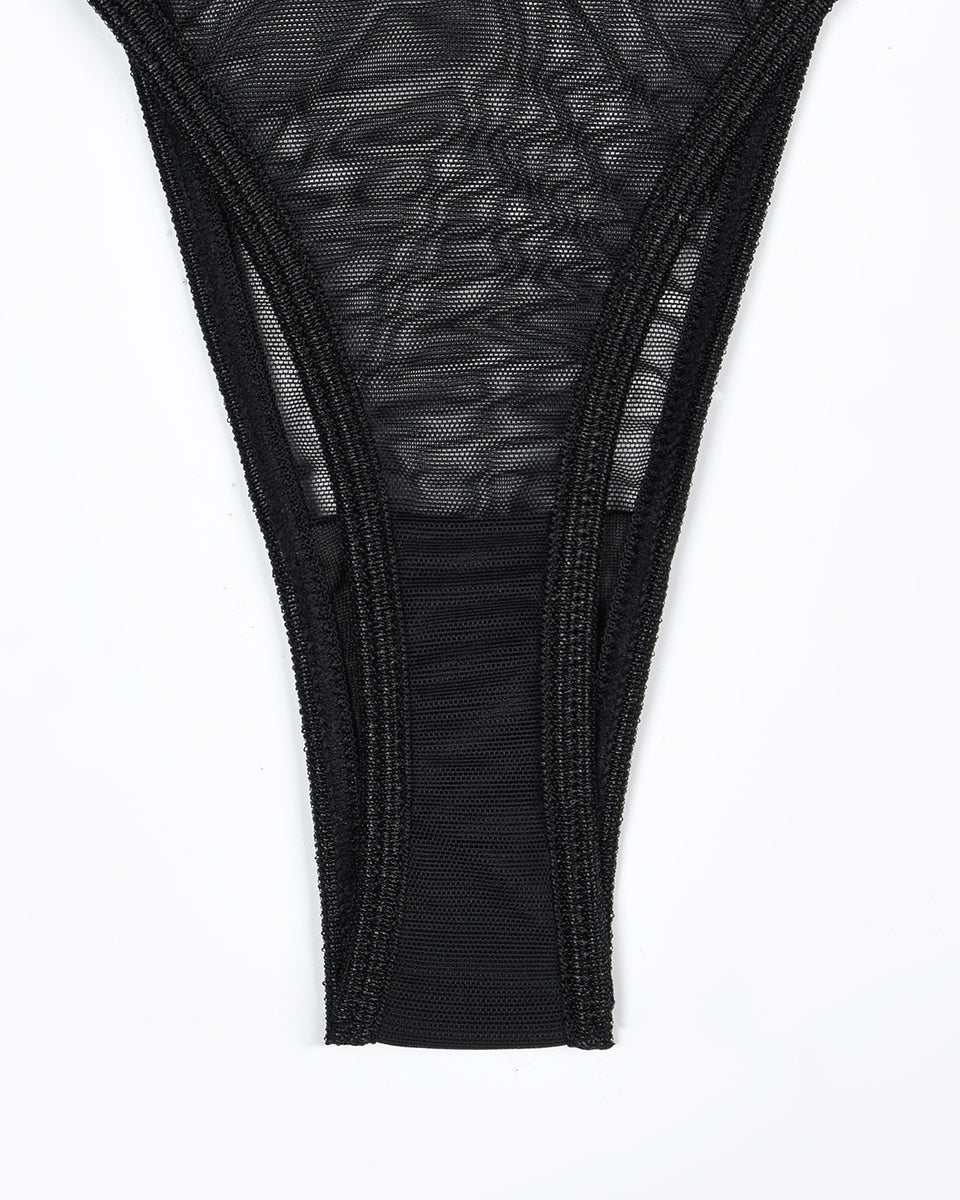 Eline™ | Set de Lenjerie din Mesh Transparent 4 Piese cu Sutien & Funda